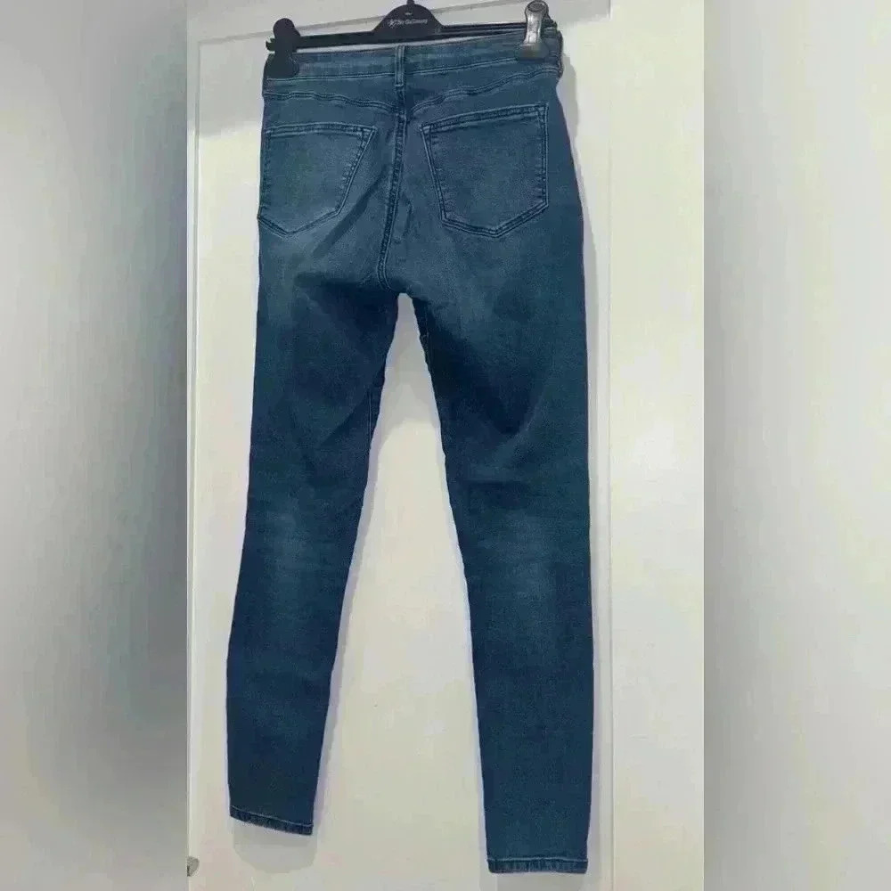 Topshop Light Blue Wash Skinny Jeans - Picture 6 of 7